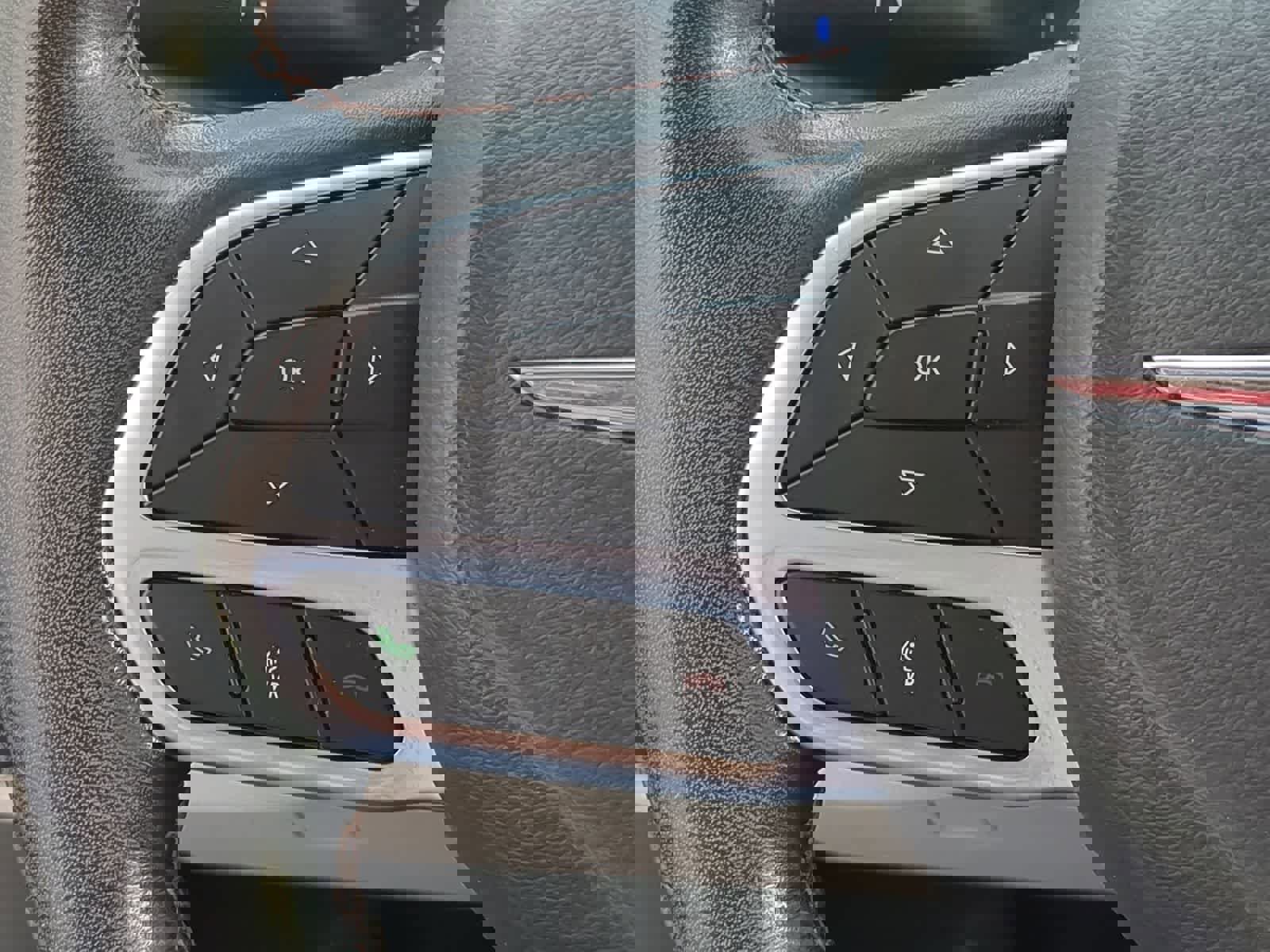 Certified 2020 Chrysler Pacifica Touring-L Plus w/ Tire & Wheel Group image 23