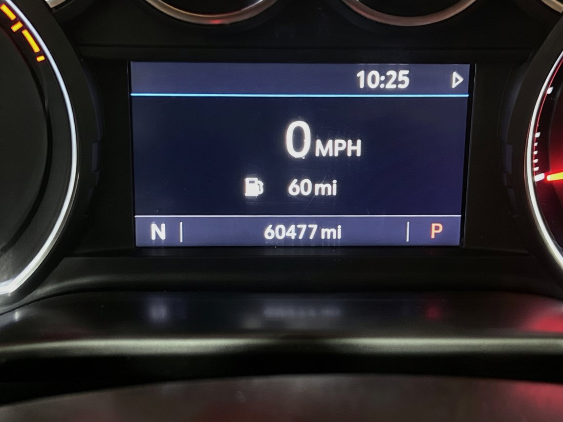 Used 2021 Chevrolet Silverado 1500 LT RWD image 8
