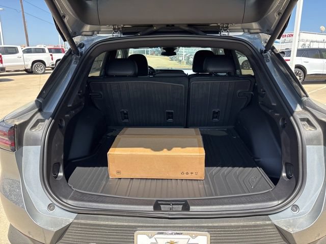 New 2026 Chevrolet Equinox EV LT FWD image 28