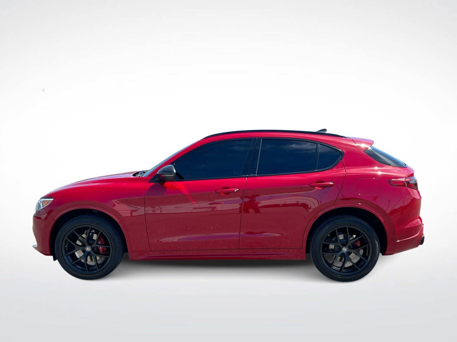 Used 2020 Alfa Romeo Stelvio Sport w/ Quick Order Package 22J Sport AWD/4WD image 5