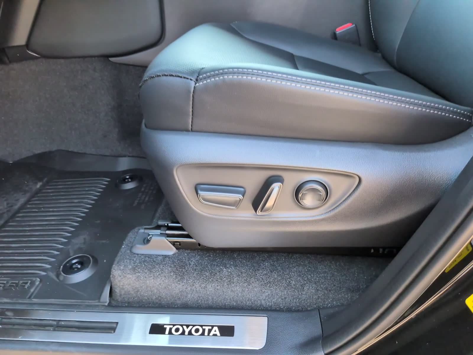 New 2027 Toyota Land Cruiser AWD/4WD image 14