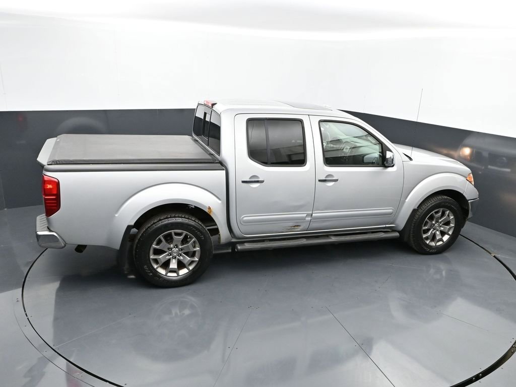 Used 2014 Nissan Frontier SL w/ SL Moonroof Package image 32