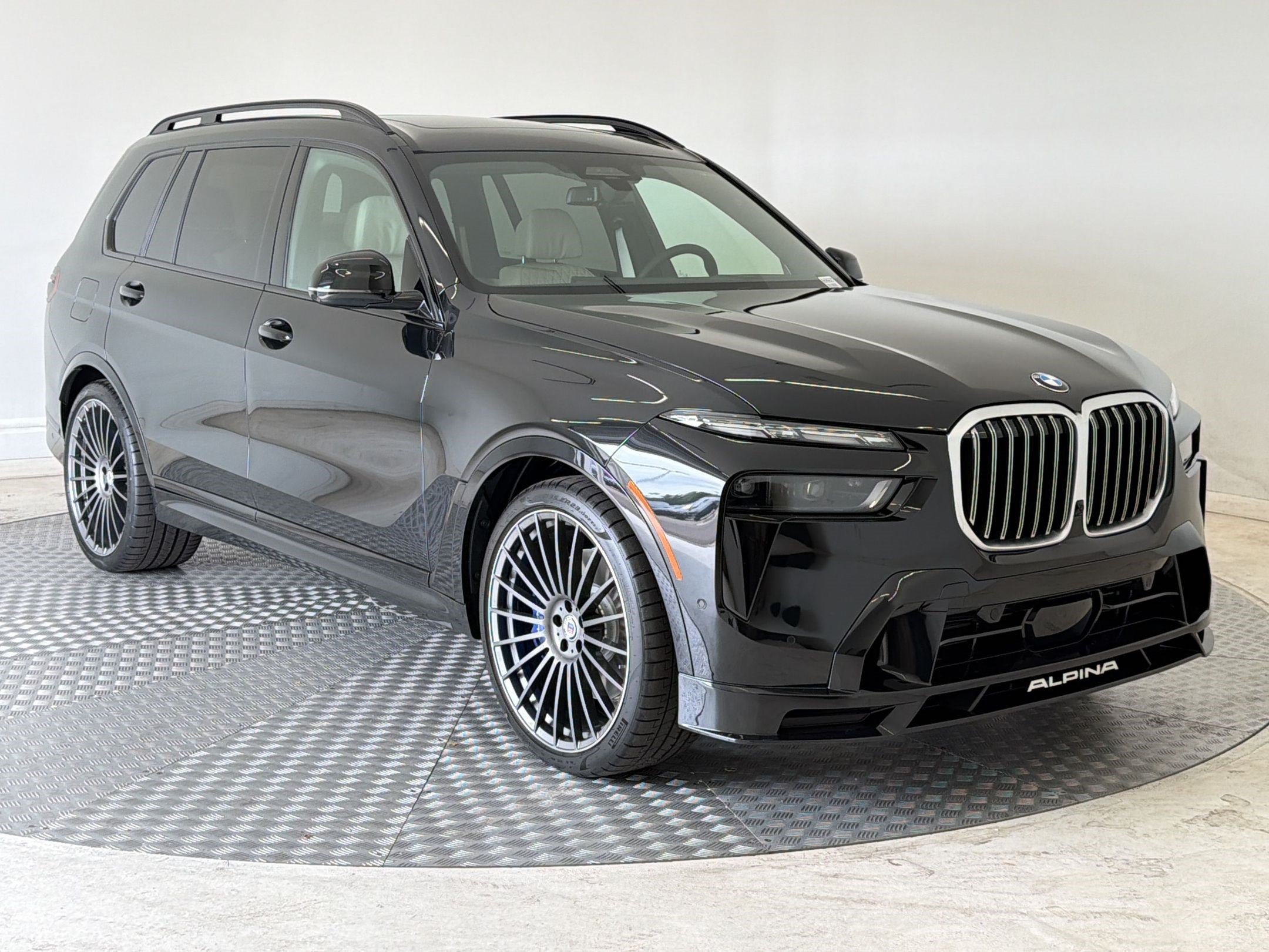New 2026 BMW ALPINA XB7 AWD/4WD image 7