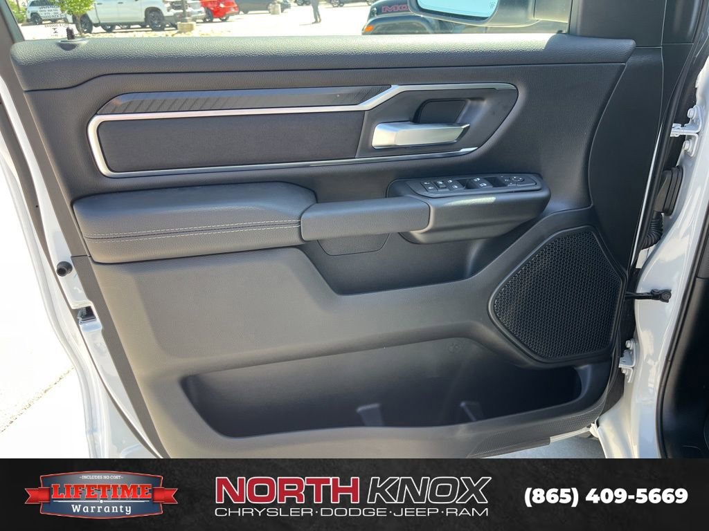 New 2026 RAM 1500 Big Horn AWD/4WD image 5