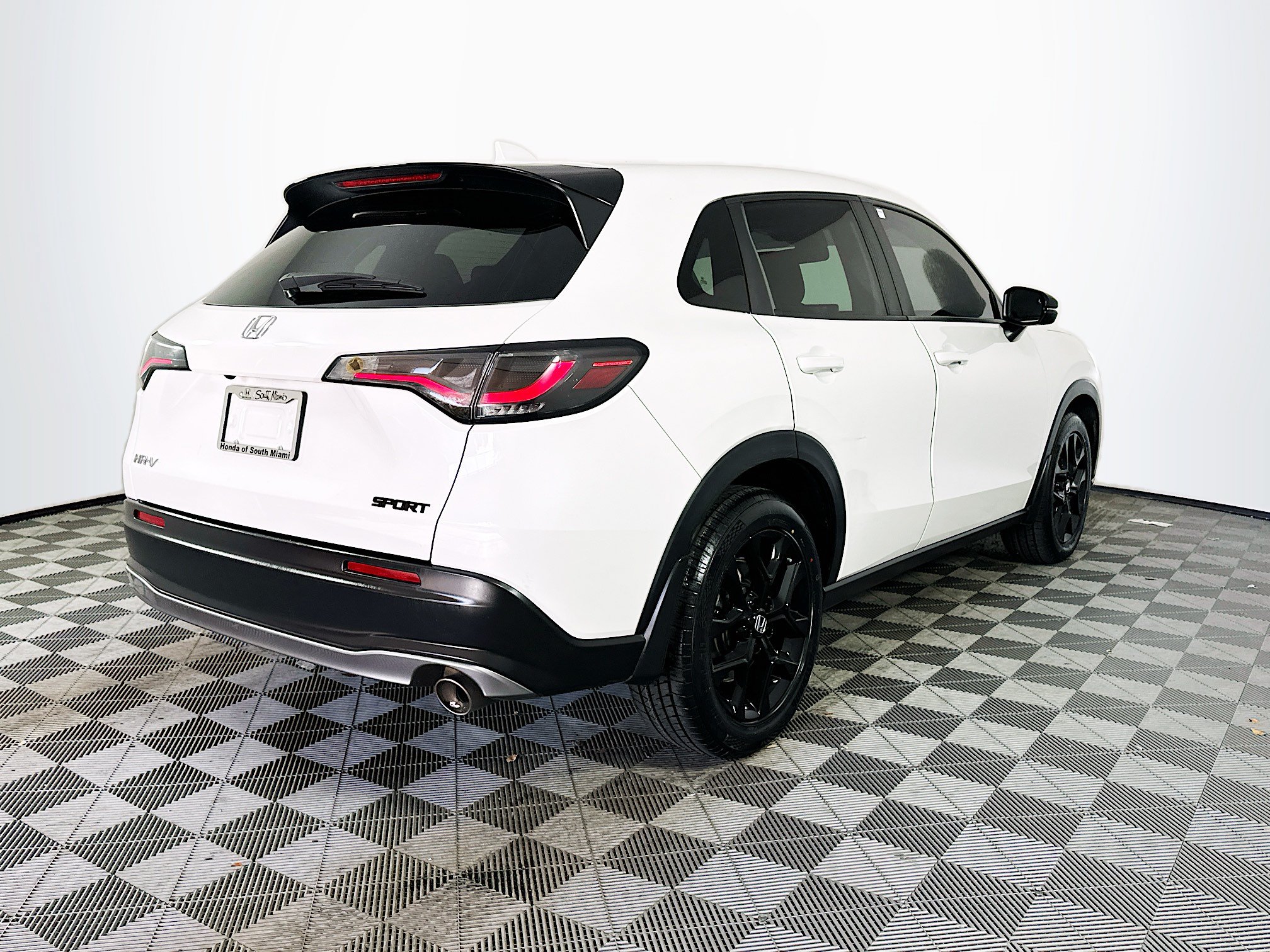Certified 2023 Honda HR-V Sport image 6