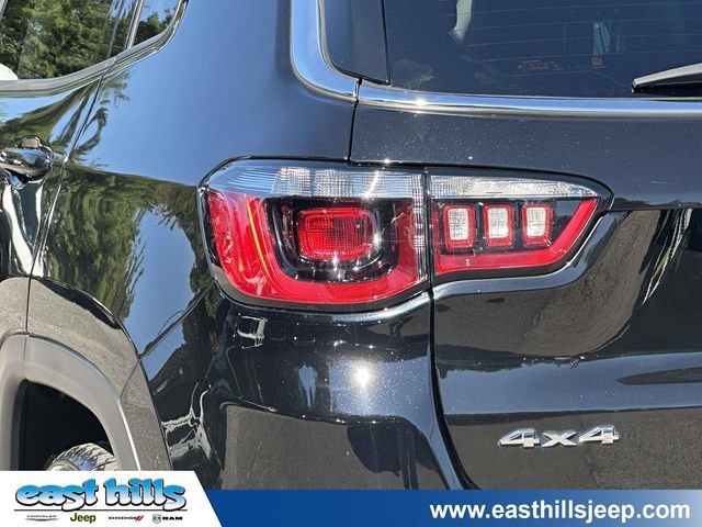 Certified 2021 Jeep Compass Limited w/ Sun and Sound Group AWD/4WD image 11