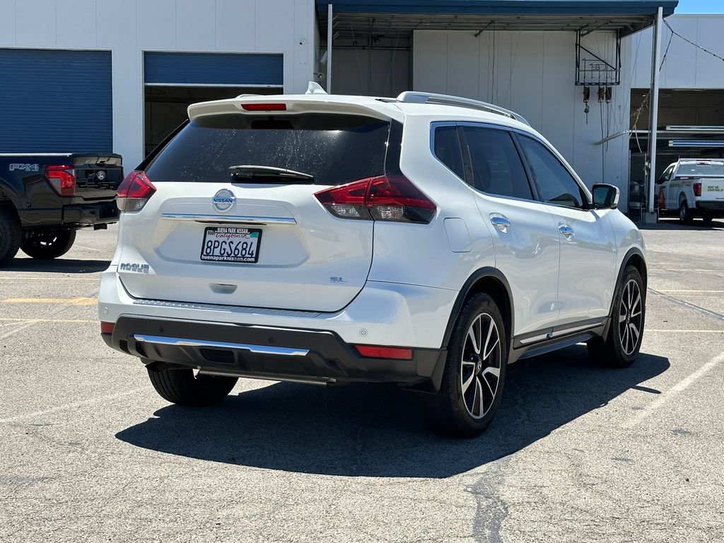 Used 2019 Nissan Rogue SL w/ Premium Package FWD image 5
