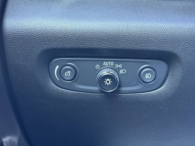 Used 2021 Chevrolet Traverse Premier image 18