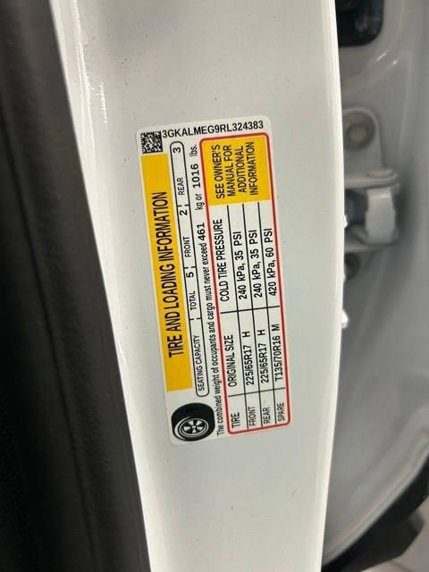 Used 2024 GMC Terrain SLE image 37