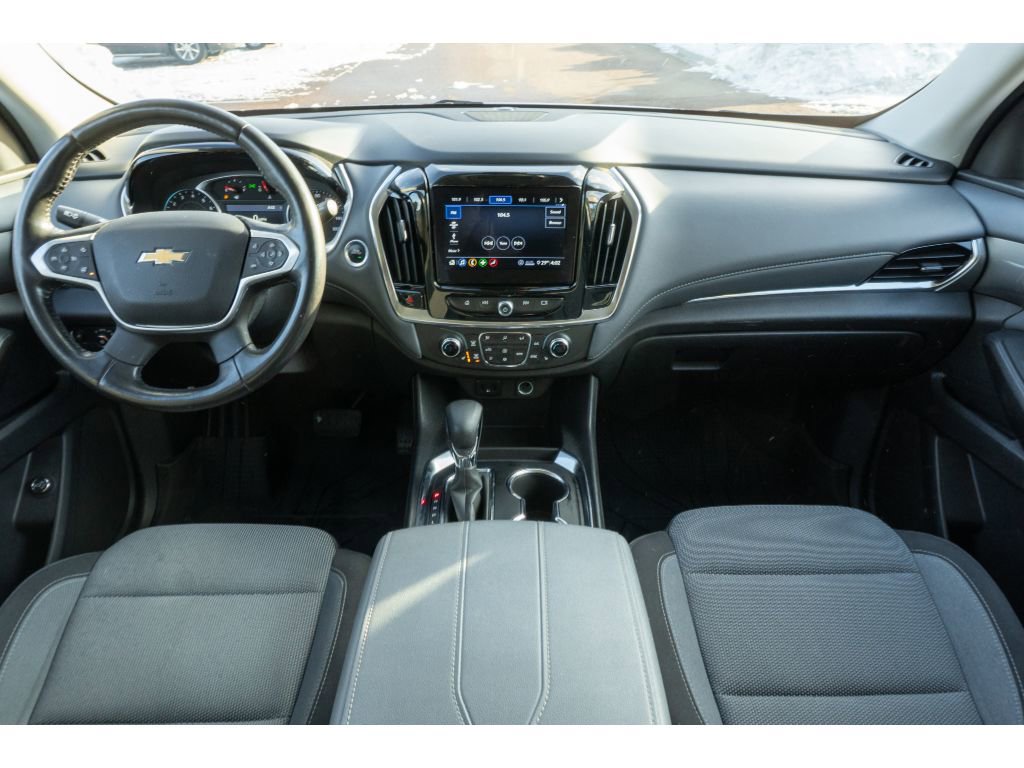 Used 2021 Chevrolet Traverse LT image 19