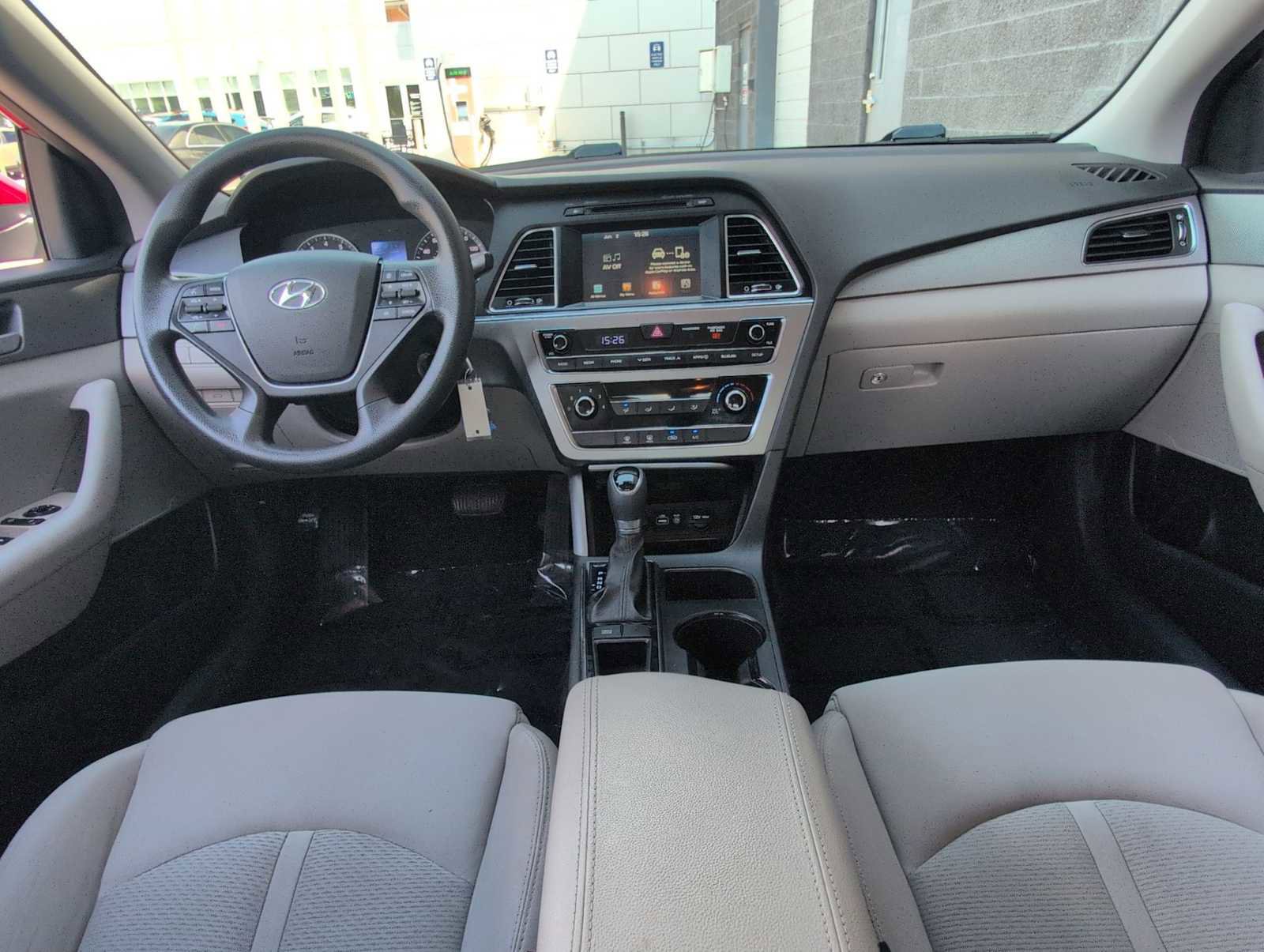 Used 2016 Hyundai Sonata SE FWD image 15