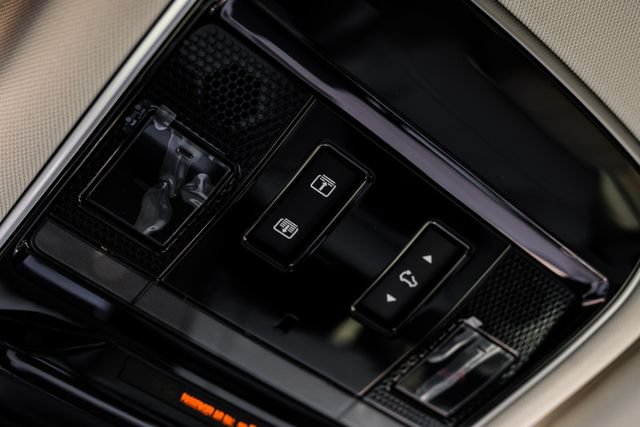 New 2026 Land Rover Range Rover SE AWD/4WD image 34