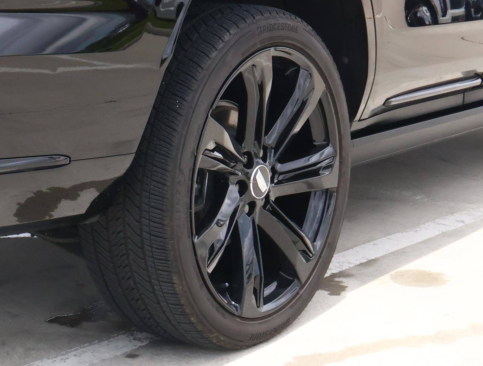 Used 2025 Cadillac Escalade Sport Platinum w/ LPO, Floor Liner Package AWD/4WD image 12