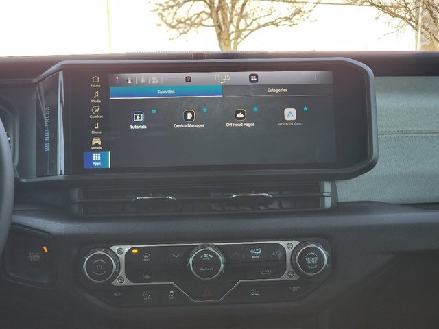 Used 2024 Jeep Gladiator Sport image 26