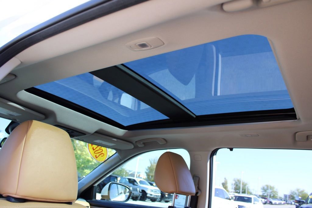 Used 2021 Nissan Rogue Platinum image 29