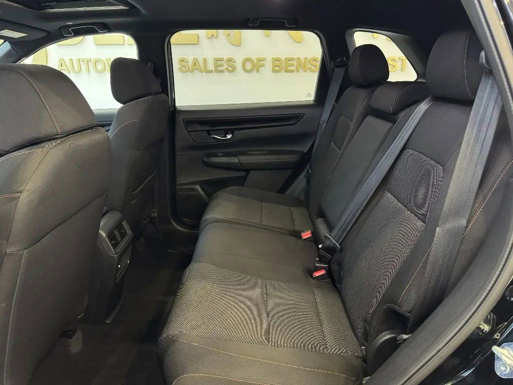 Used 2026 Honda CR-V Sport image 17