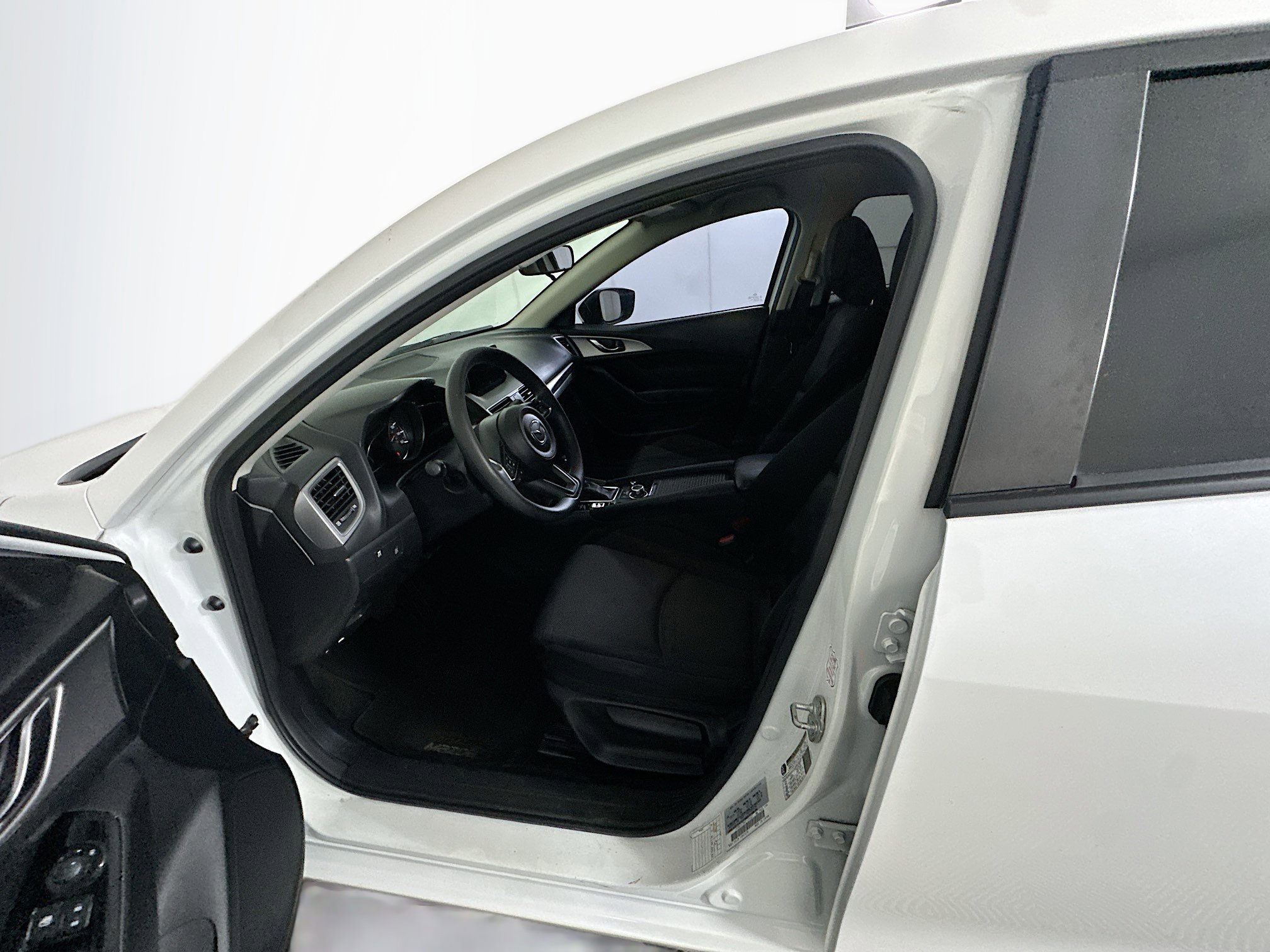 Used 2017 MAZDA MAZDA3 Sport image 13