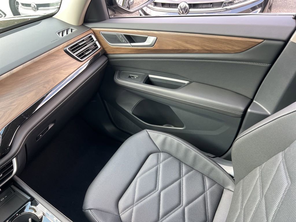 New 2026 Volkswagen Atlas SE image 26