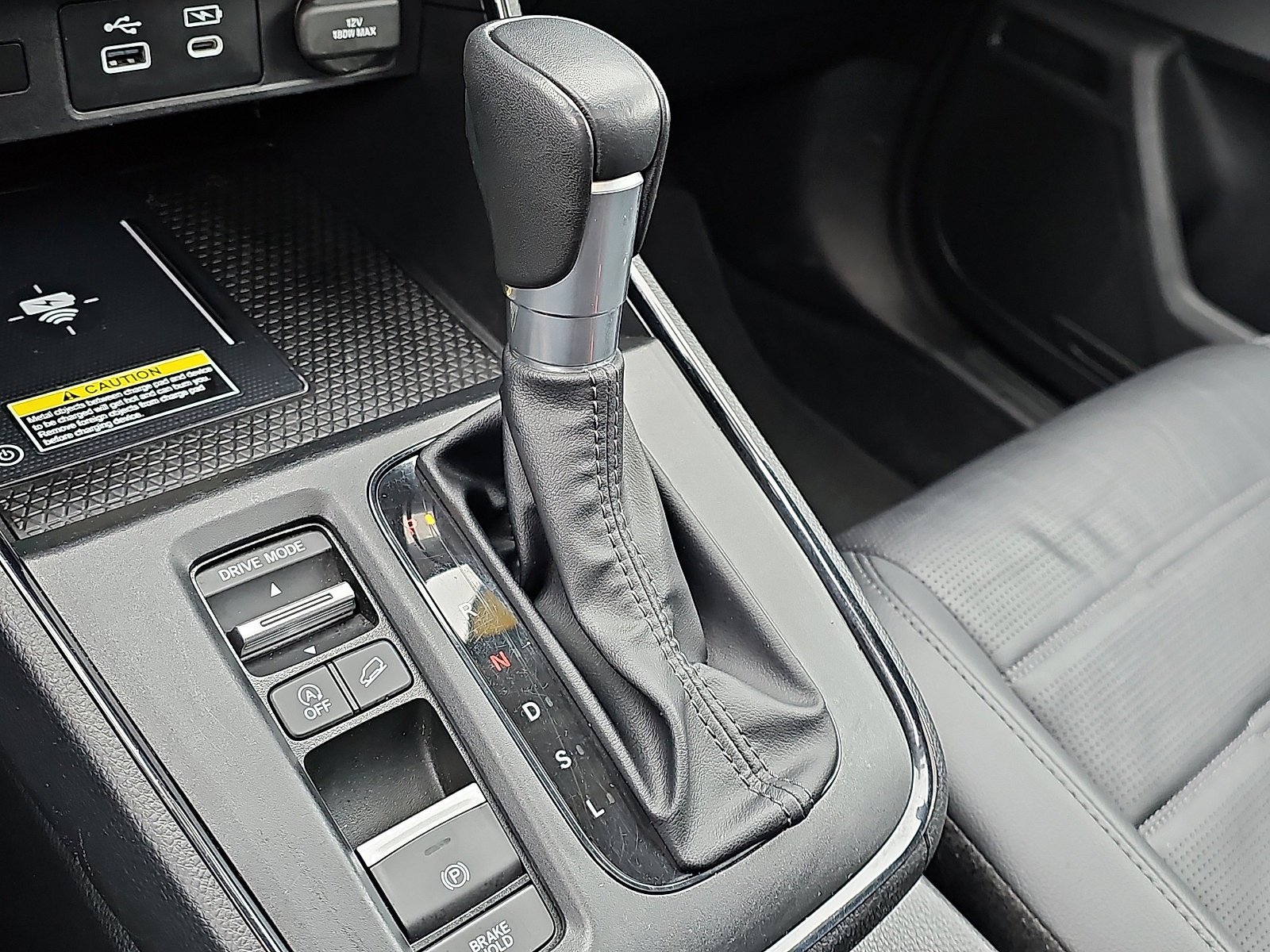 Used 2024 Honda CR-V EX-L image 16