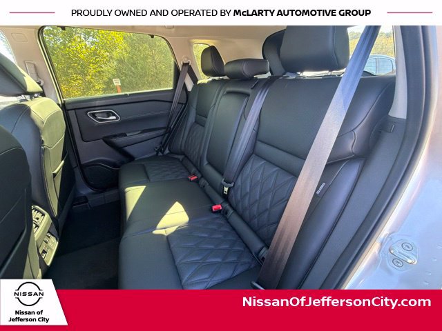 New 2026 Nissan Rogue Platinum w/ Platinum Premium Package AWD/4WD image 17