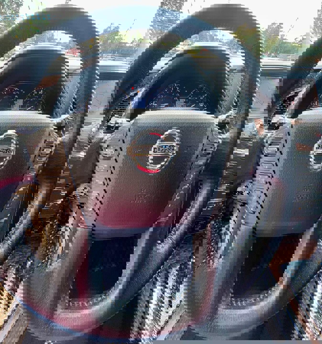 Used 2019 Nissan Armada Platinum w/ Captain's Chairs Package image 10