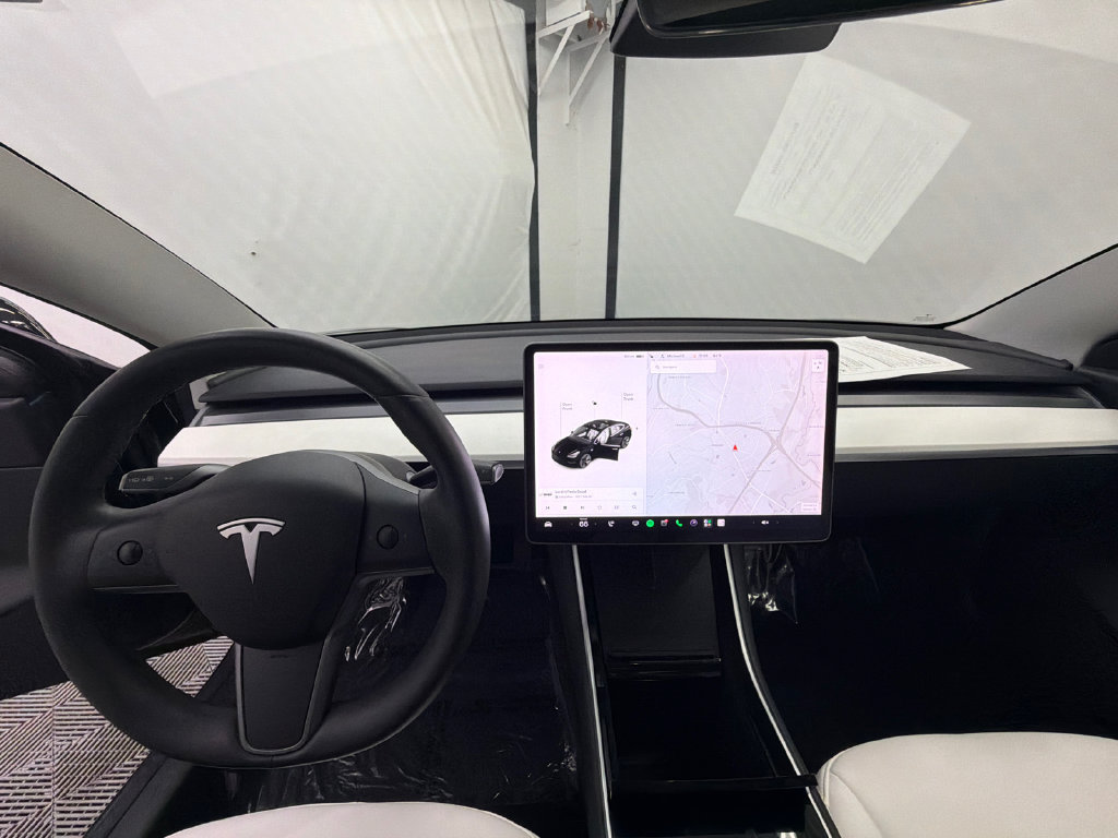 Used 2020 Tesla Model 3 Standard Range Plus RWD image 17