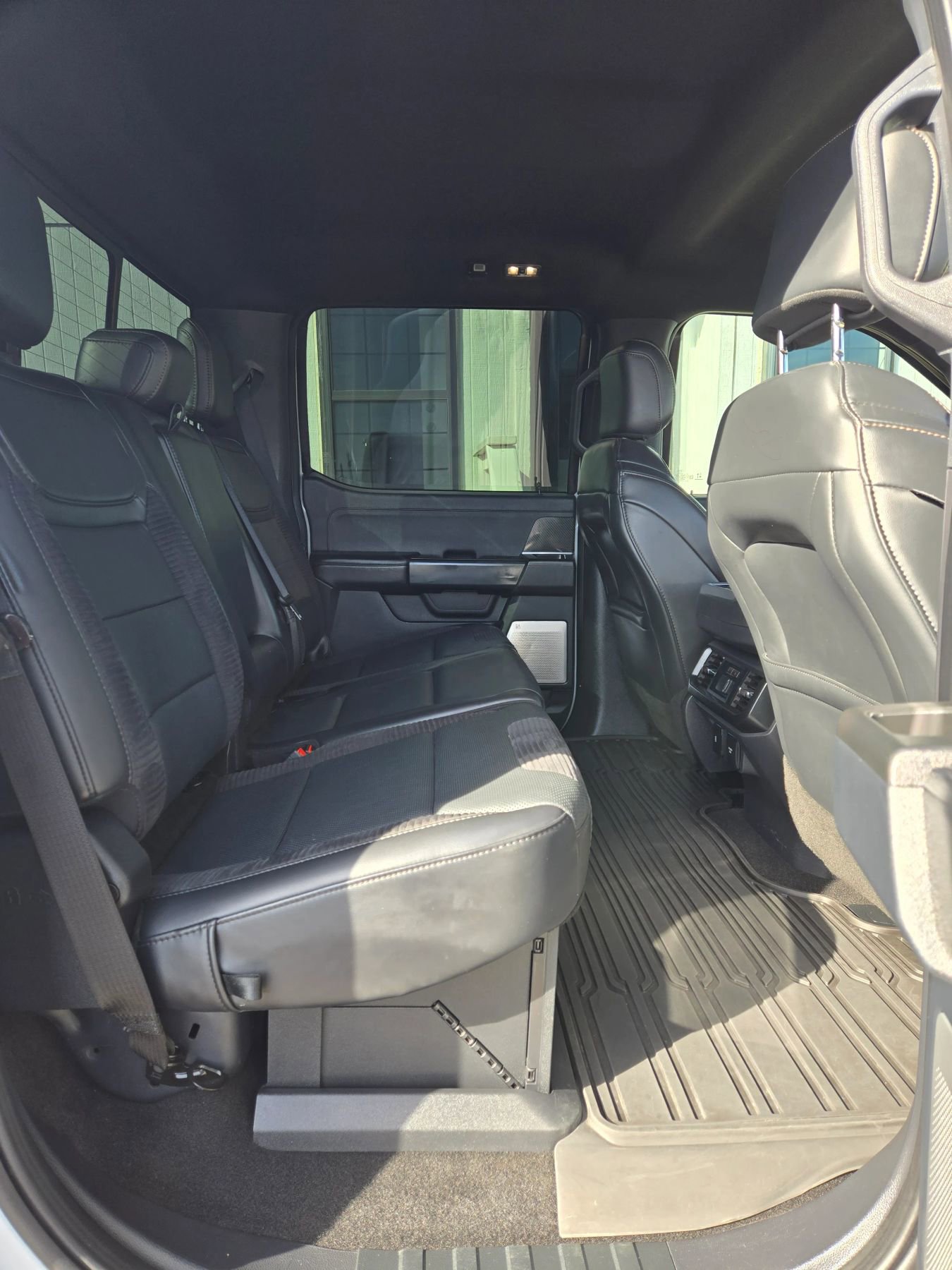 Used 2023 Ford F150 Raptor w/ Raptor 37 Performance Package AWD/4WD image 12