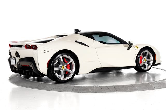 Used 2023 Ferrari SF90 Stradale AWD/4WD image 2
