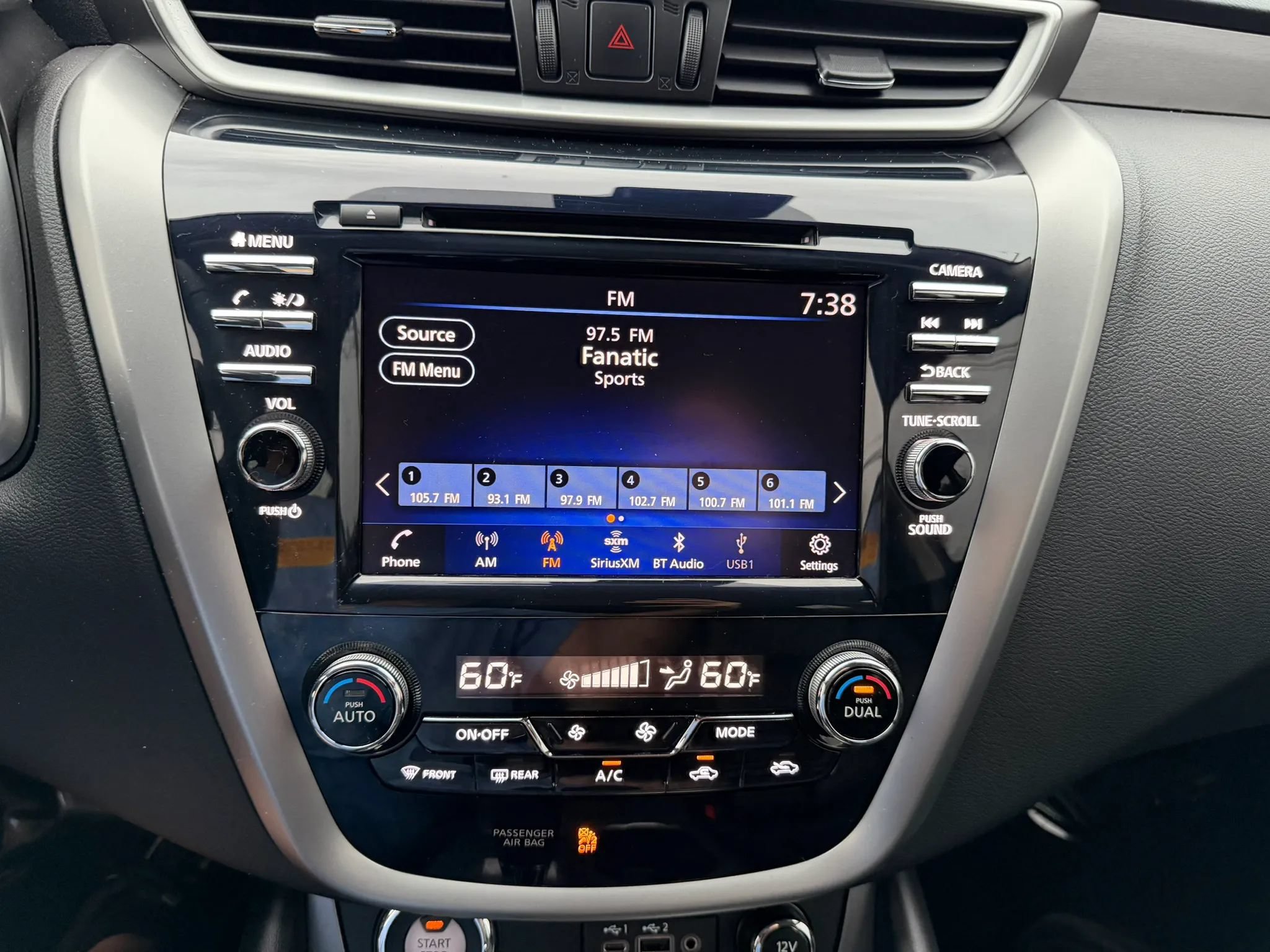 Used 2024 Nissan Murano SV AWD/4WD image 24
