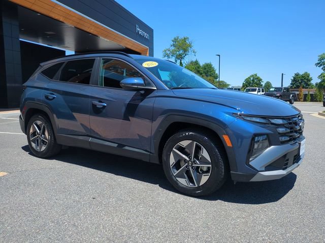 Used 2025 Hyundai Tucson SEL FWD image 2