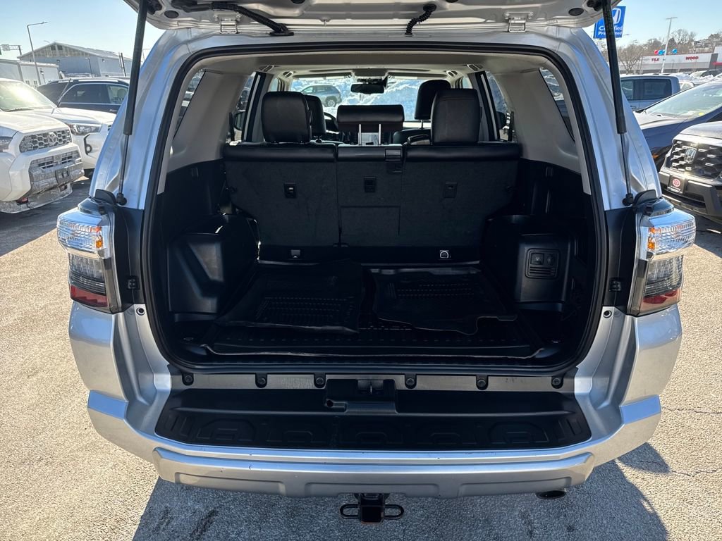 Used 2024 Toyota 4Runner TRD Off-Road Premium image 7