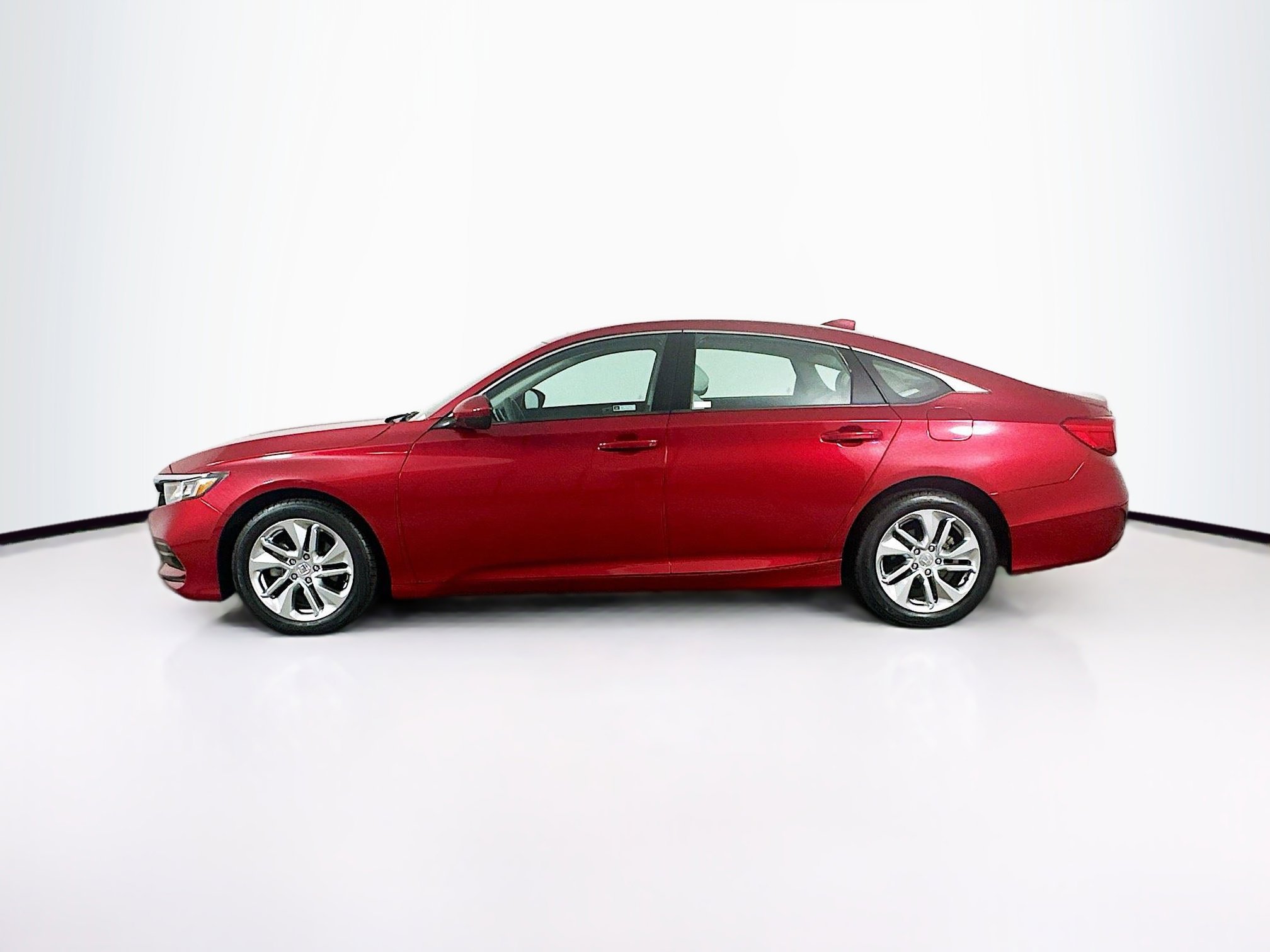 Used 2018 Honda Accord LX image 4