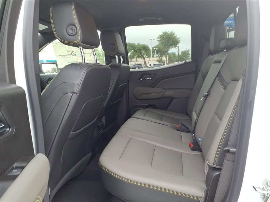 New 2026 Chevrolet Colorado ZR2 image 14