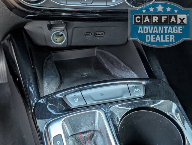 Used 2025 Chevrolet Trax RS w/ Sunroof Package FWD image 10