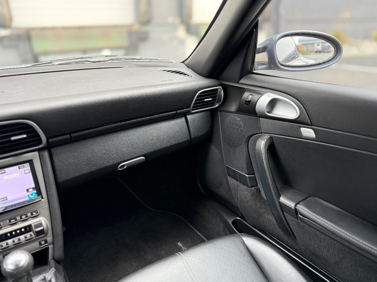 Used 2006 Porsche 911 Carrera S RWD image 15