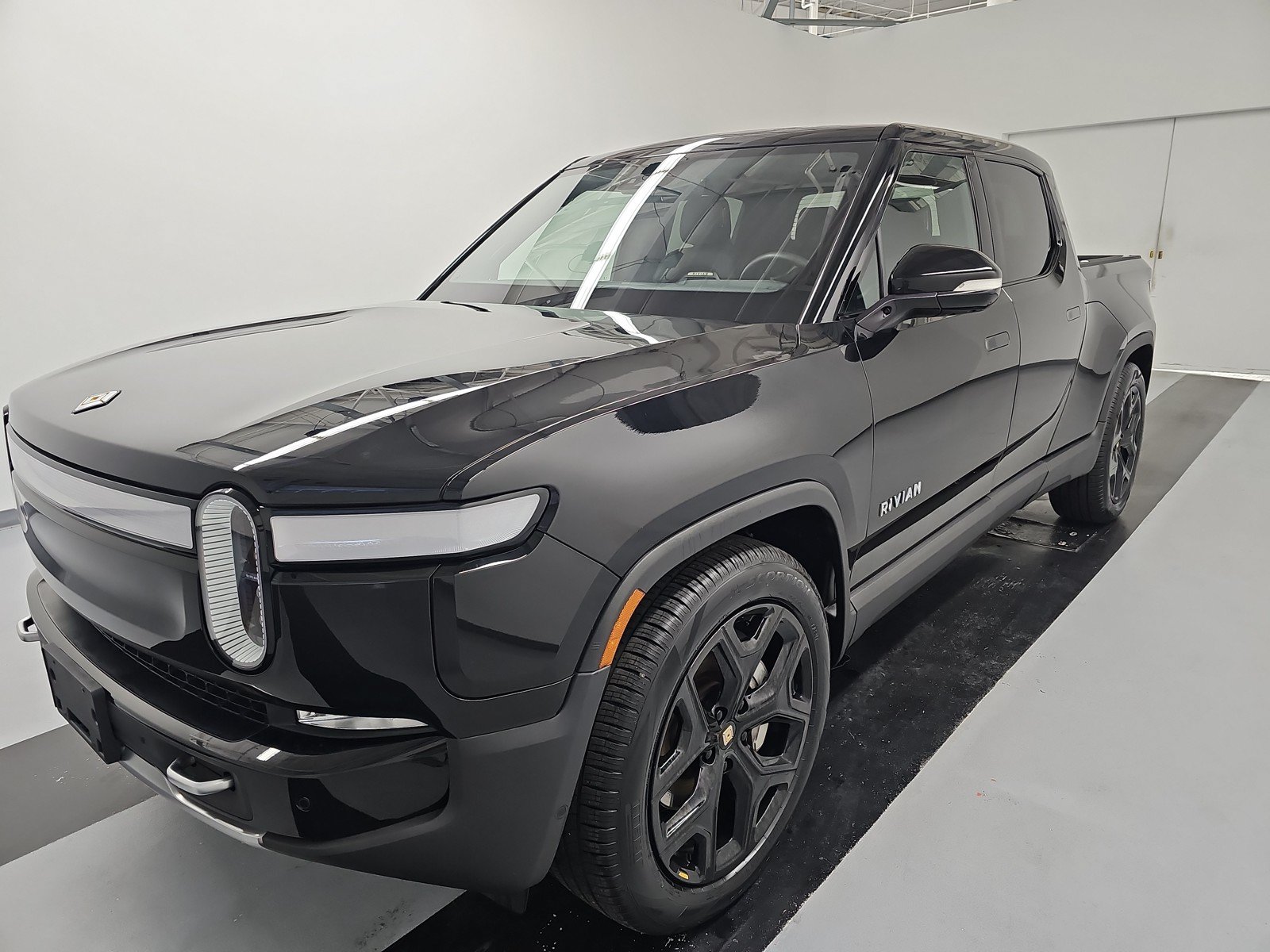 Used 2024 Rivian R1T Adventure