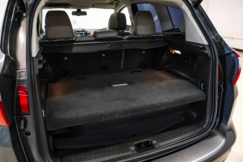 Used 2015 Ford C-MAX Energi SEL w/ Equipment Group 302A FWD image 50