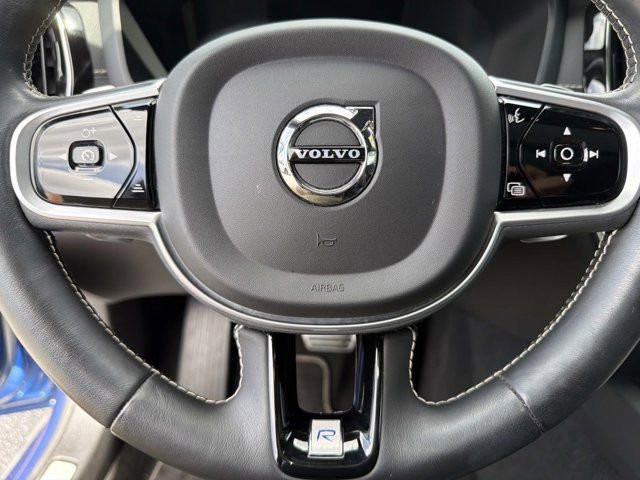 Used 2020 Volvo S60 T5 R-Design image 24