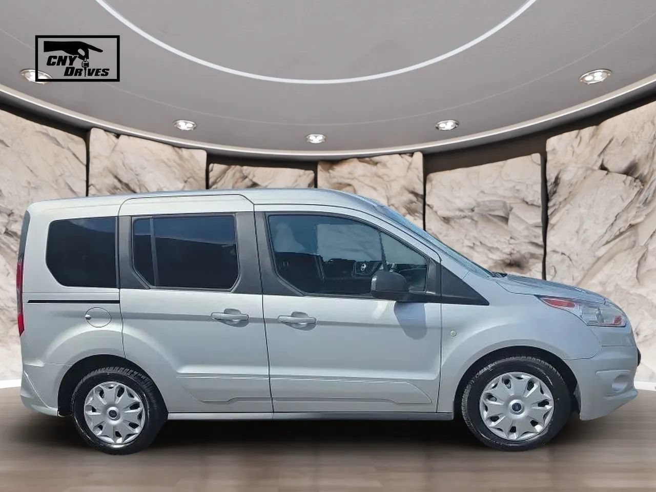 Used 2016 Ford Transit Connect XLT FWD image 4