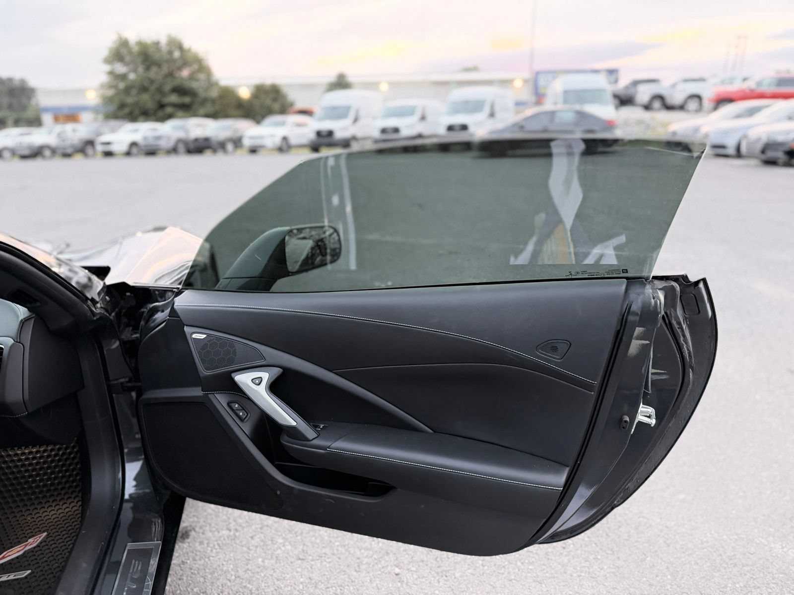 Used 2017 Chevrolet Corvette Stingray Coupe w/ 1LT RWD image 25