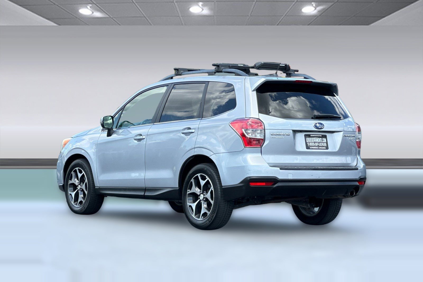 Used 2014 Subaru Forester 2.5i Touring AWD/4WD image 3