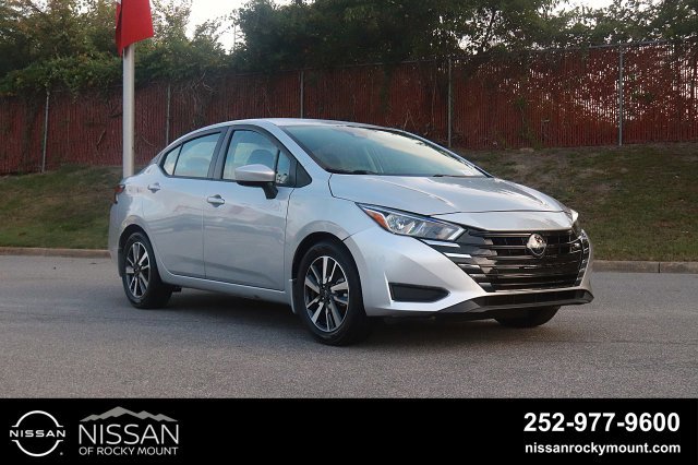 Certified 2024 Nissan Versa SV w/ Trunk Package FWD image 1