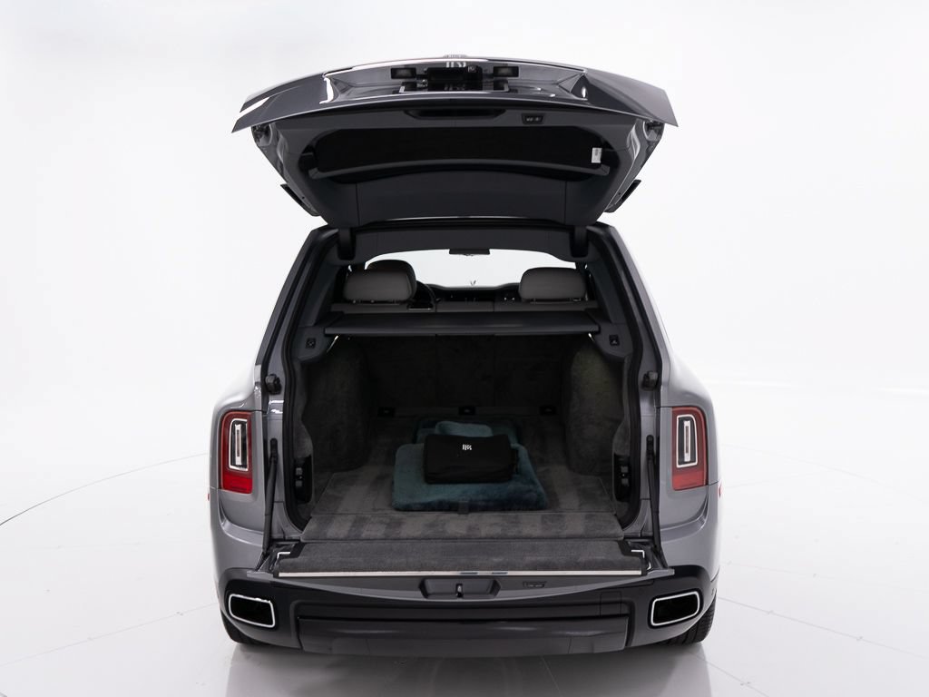 Certified 2023 Rolls-Royce Cullinan w/ Dark Exterior Package AWD/4WD image 51