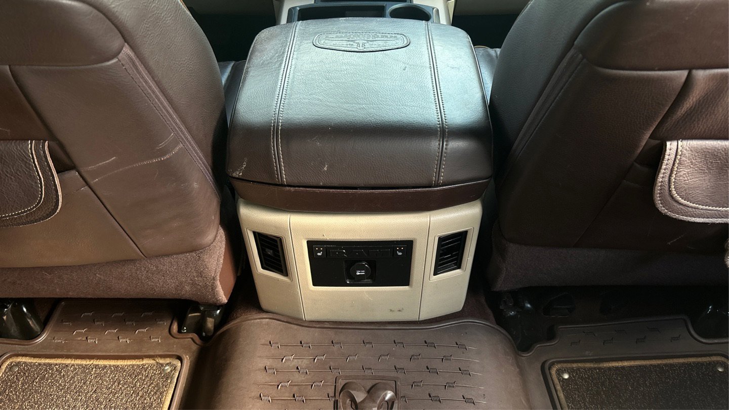 Used 2014 RAM 1500 Laramie Longhorn w/ Convenience Group image 37