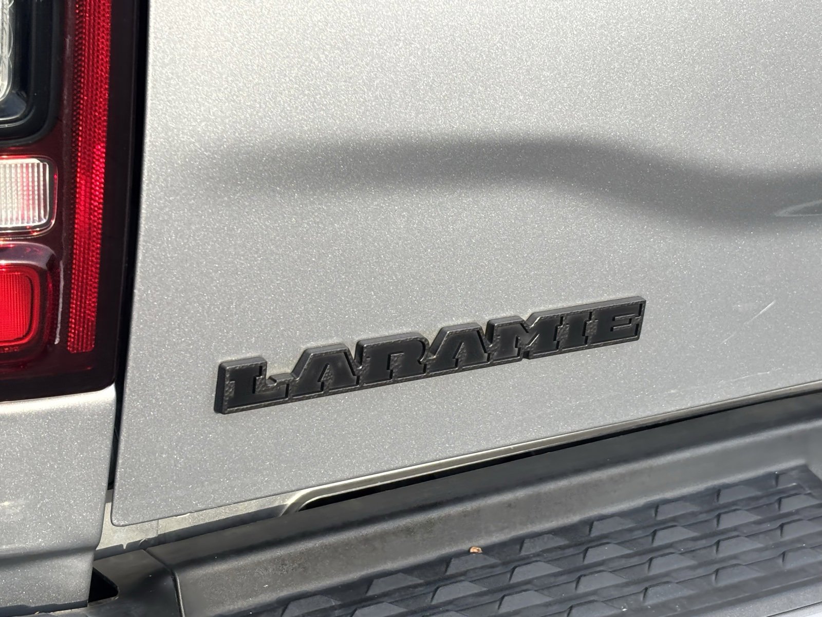 Used 2020 RAM 2500 Laramie w/ Night Edition image 27