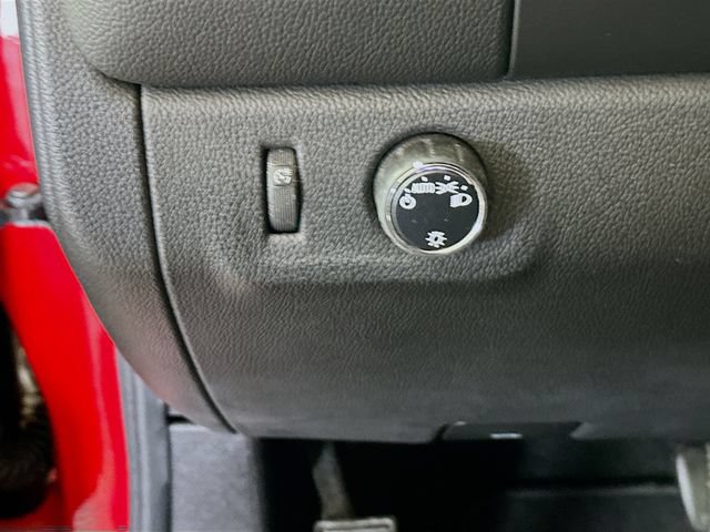Used 2018 Chevrolet Colorado LT RWD image 11