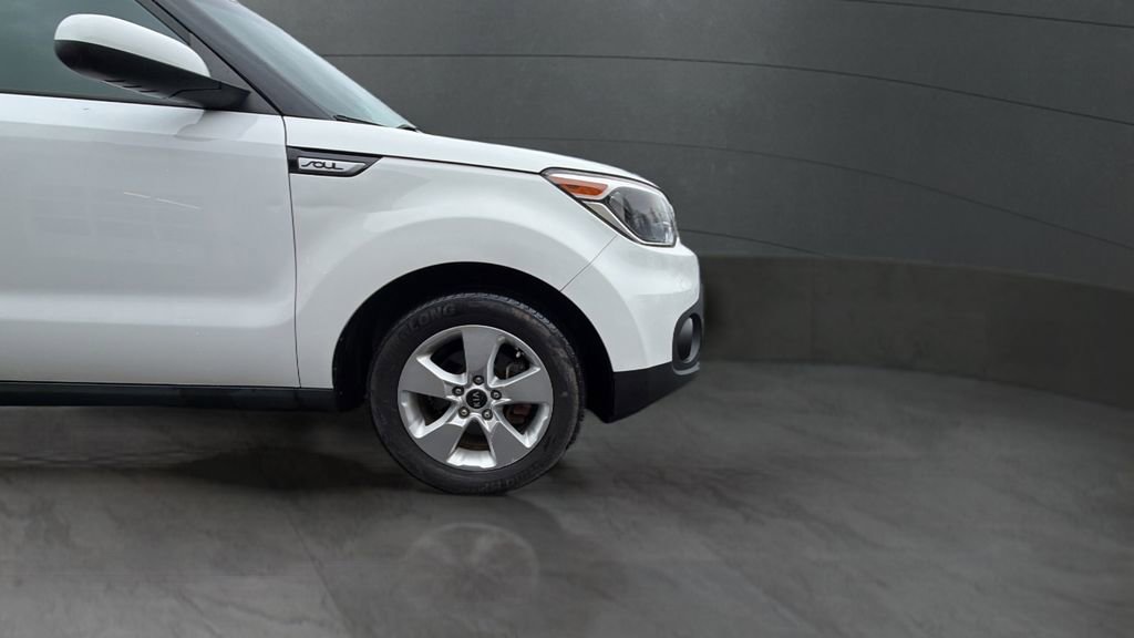 Used 2017 Kia Soul w/ Convenience Package image 14