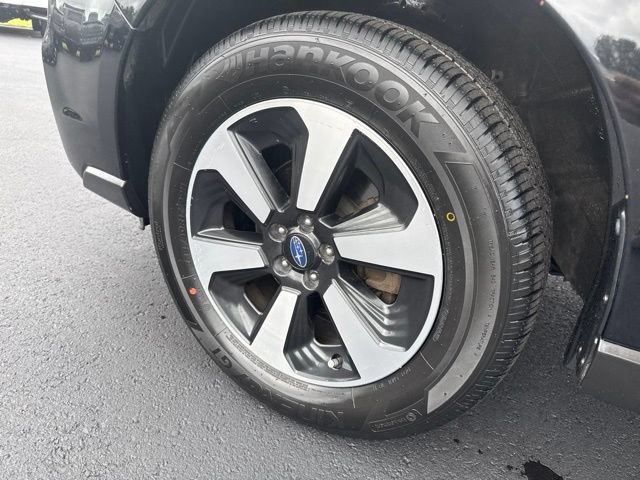 Used 2017 Subaru Forester 2.5i Premium AWD/4WD image 9