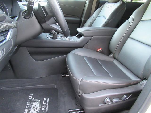 Used 2021 Cadillac XT4 Sport w/ Driver Awareness Package image 15