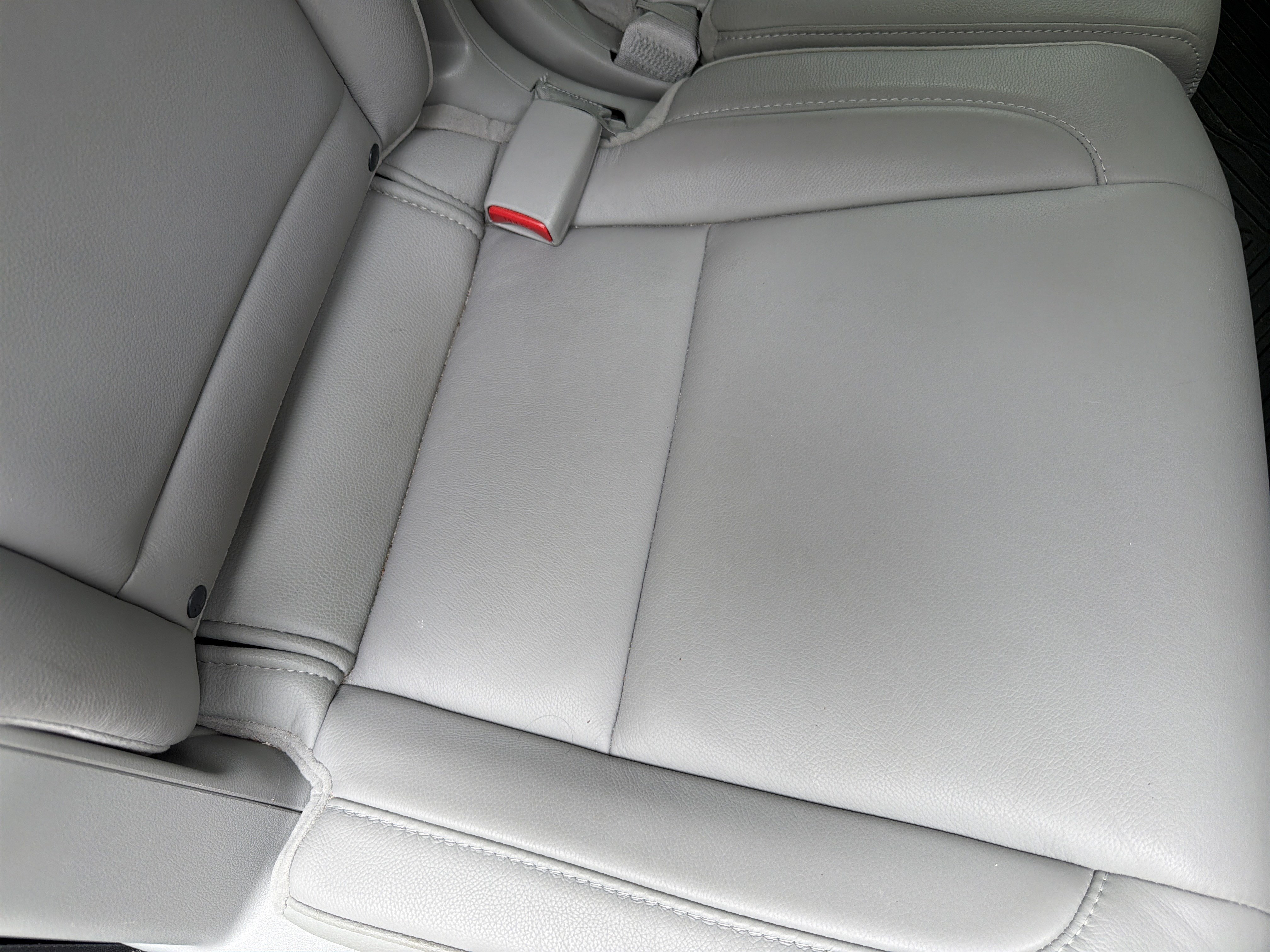 Used 2020 Acura MDX SH-AWD image 38